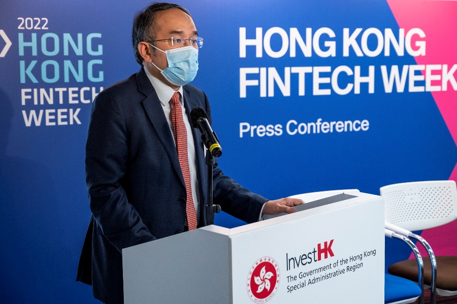 The Secretary for Financial Services and the Treasury, Mr Christopher Hui, today (October 13) announced the details of Hong Kong FinTech Week 2022 NFT initiative and shared a teaser of the Government’s announcement regarding the policy statement on the development of virtual assets in Hong Kong. 